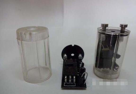 How to change the fluorescent lamp starter Repair knowledge of starter