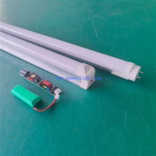 תאורת LED לשעת חירום נטענת